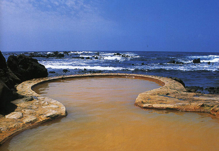 温泉民宿酒店设计图的精髓：独特设计理念打造温馨空间